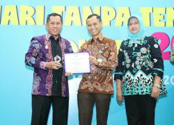 Berhasil Wujudkan Kawasan Tanpa Rokok, Pemda Malinau Raih Penghargaan dari Menteri Kesehatan